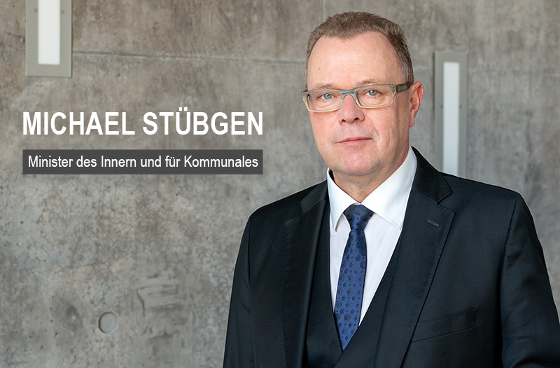 Porträtfoto von Minister Michael Stübgen