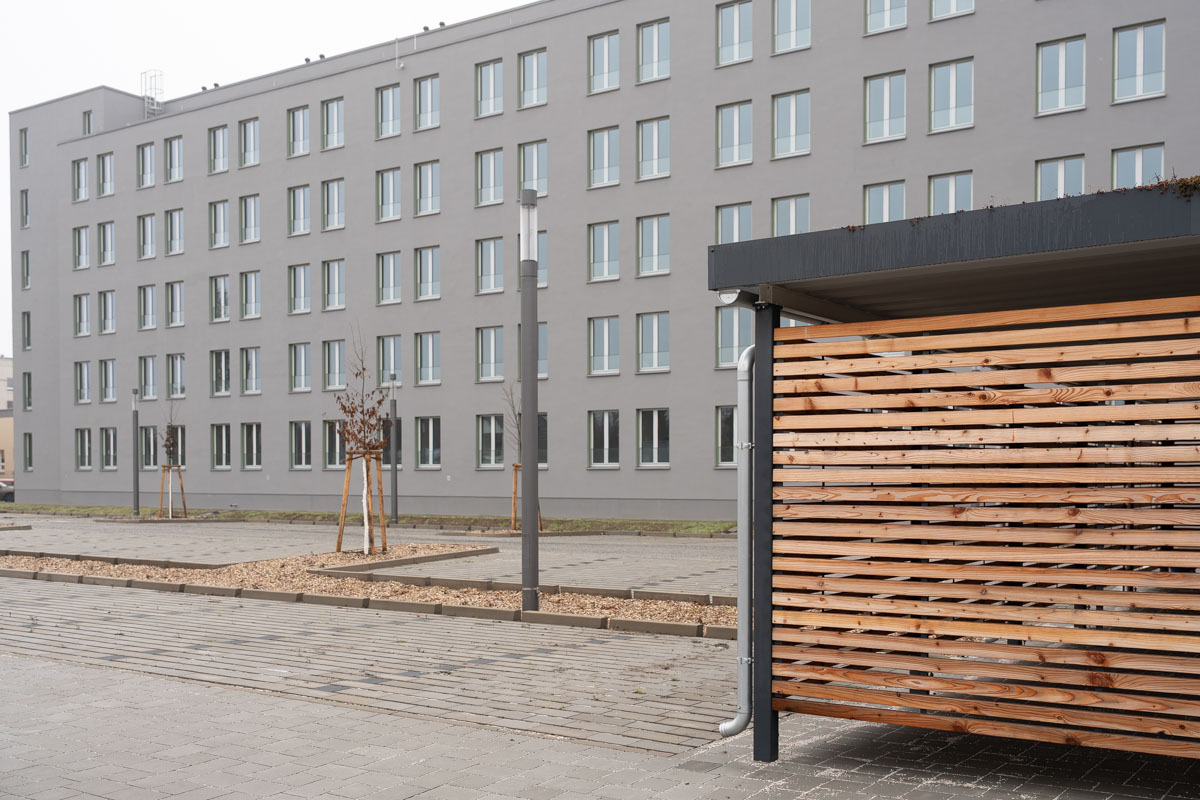 Bild: Wohnheimansicht von der Strasse aus