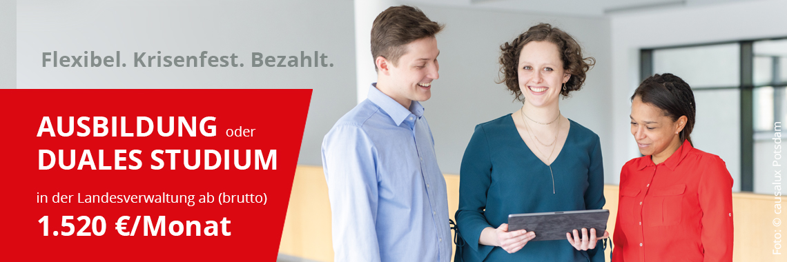 Bild: Headerbild mit Gruppenfoto dreier Jugendlicher