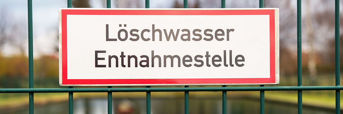 Headerbild Löschwasserversorgung Foto eines Löschwasserteiches zur Löschwasserversorgung
