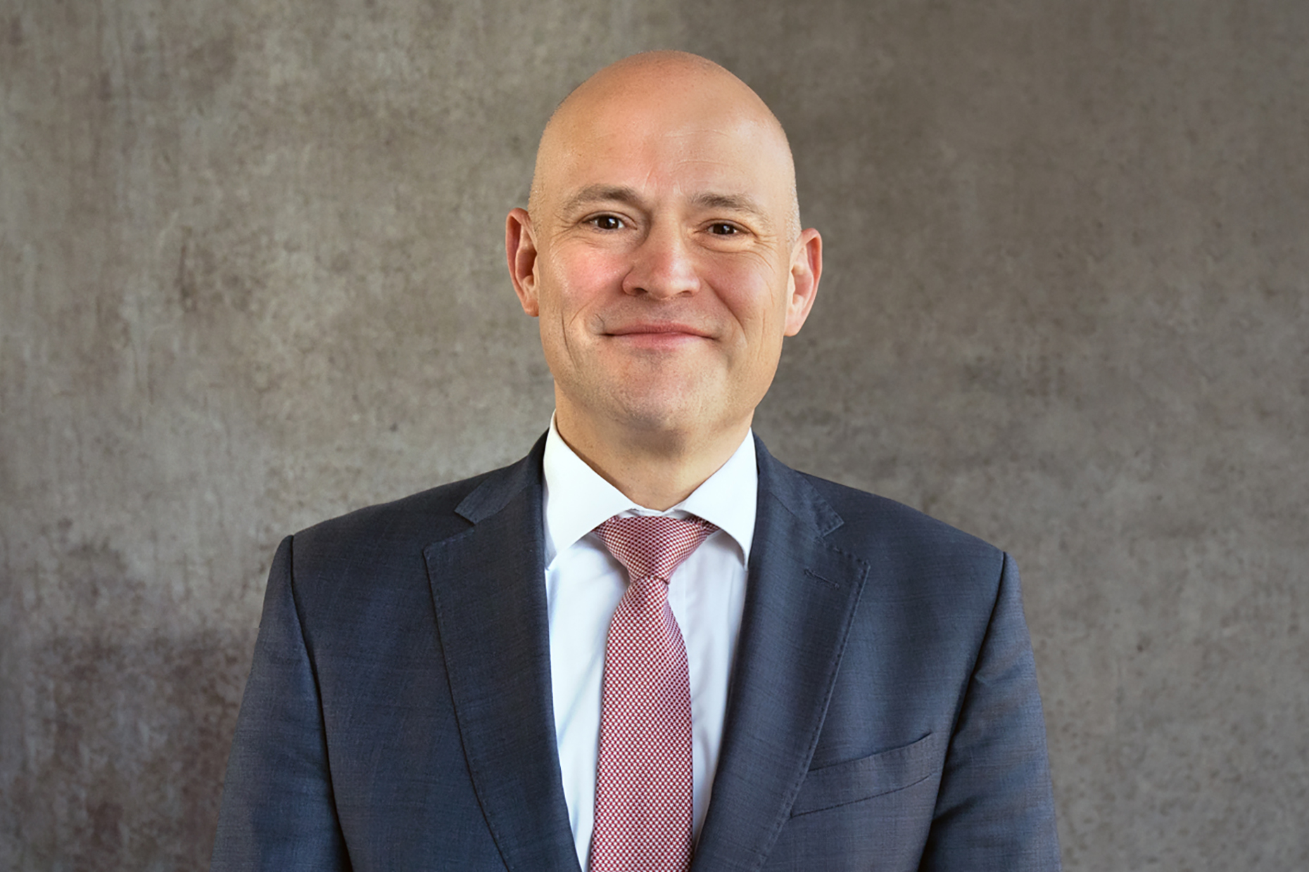 Porträtfoto Dr. Jörg Treffke