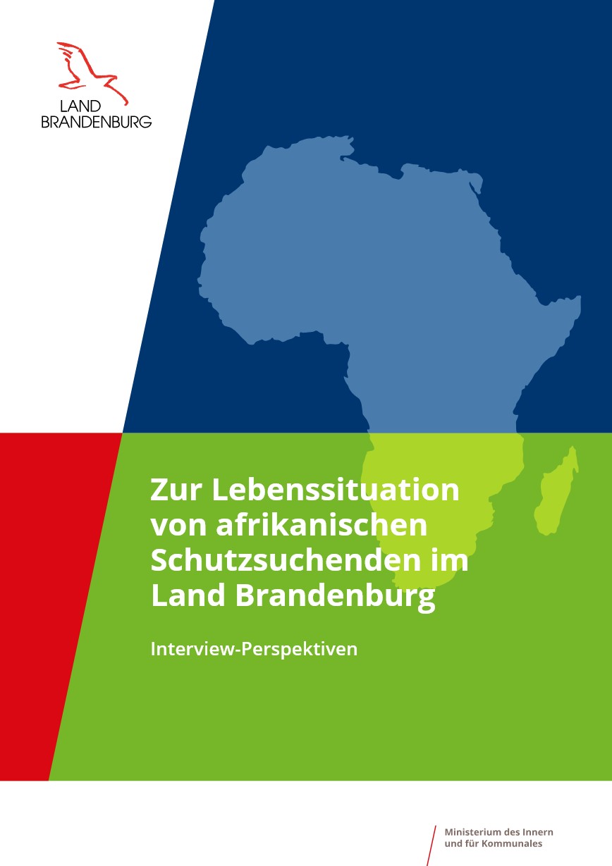 Bild vergrößern (Bild: Titelseite der Broschüre mit dem Titel Lebenssituation afrikanischer Schutzsuchender im Land Brandenburg)