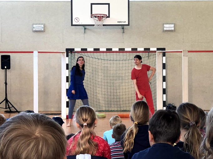 Schauspielteam in Aktion